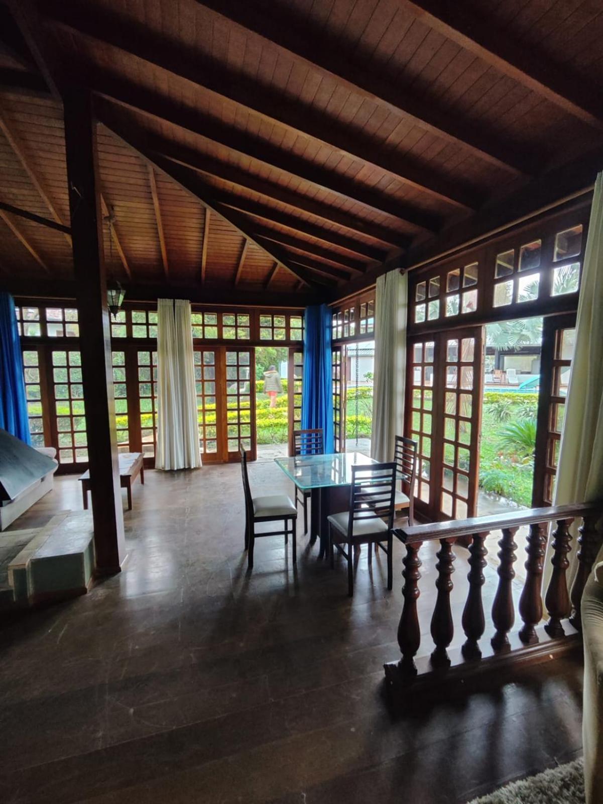 Chacara 5 E Piscina Em Holiday home *