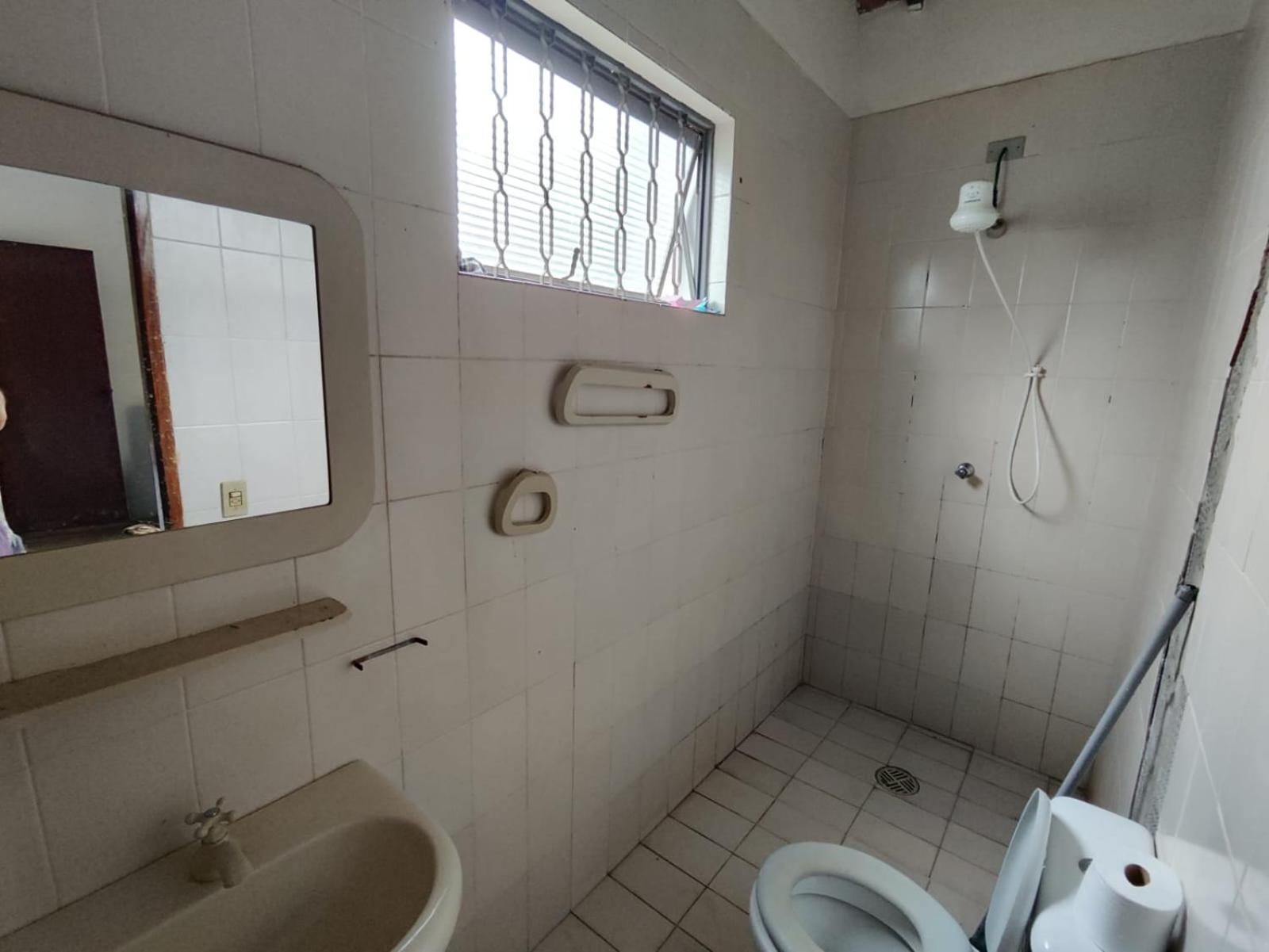 Holiday home Chacara 5 E Piscina Em